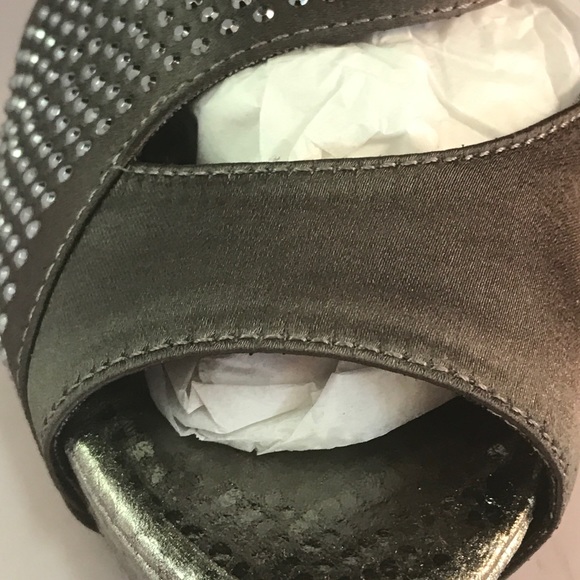 NIB poetic license royal occasion heels 8.5 - Picture 7 of 8